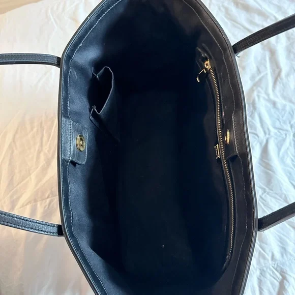 Dolce&Gabbana (Authentic) Leopard Print Patent leather Tote Bag - Picture 5 of 7